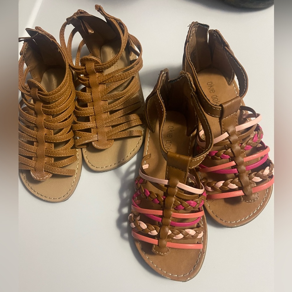2 Pairs of Girls Toddler Size 7 Sandals EUC Brown